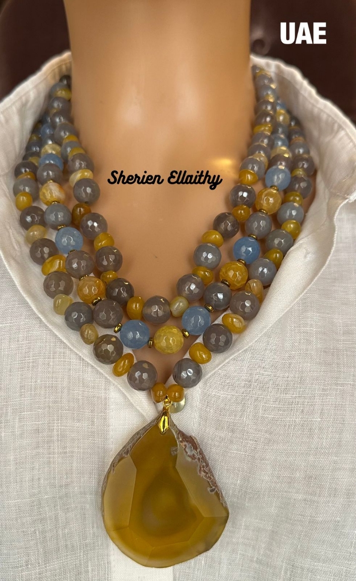 Picture of Handmade necklace With natural stone sunstone &jadesstone & agate stone) Gold plated