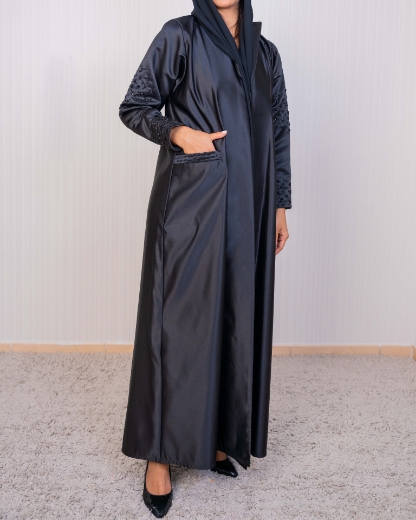 صورة Black formal abaya