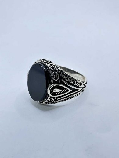 Picture of Teardrop ring