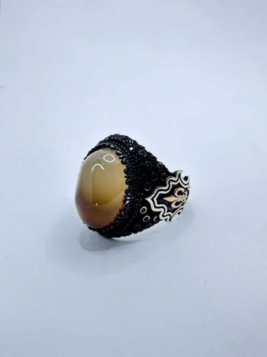 Picture of Brown agate ring