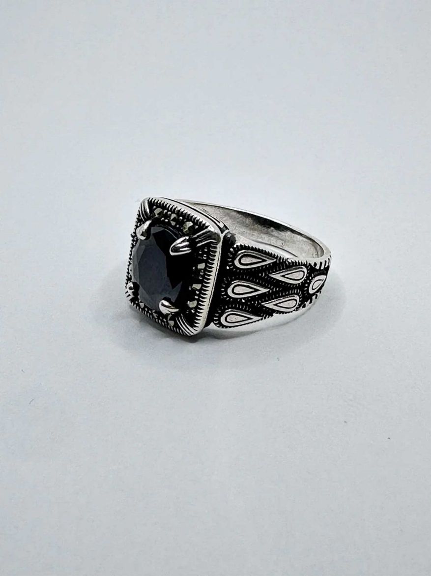 Picture of Elite ring