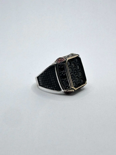 Picture of The luxurious ring