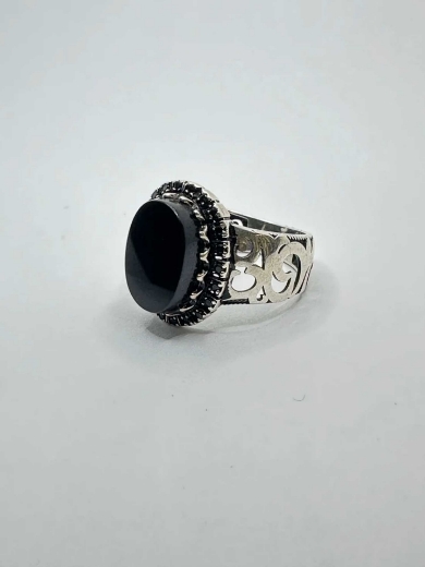 Picture of Pawn ring