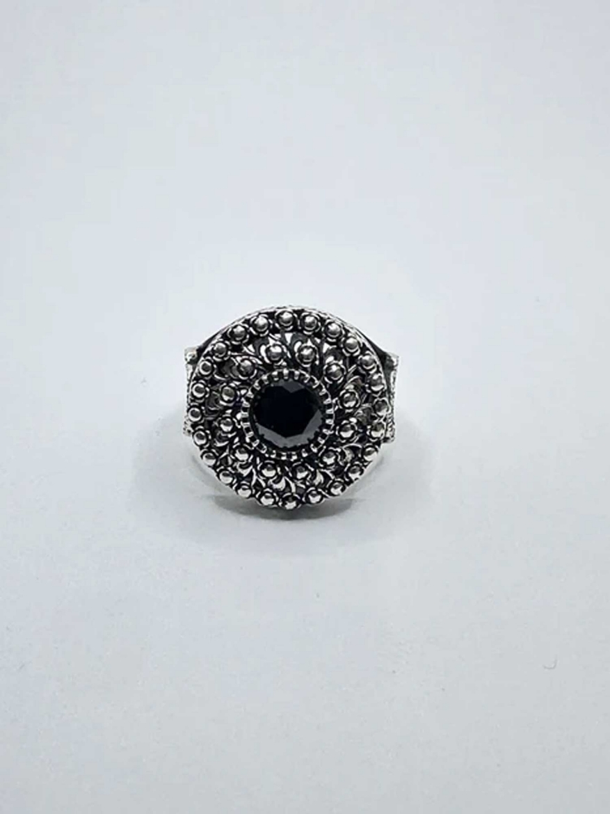 Picture of Prince's ring