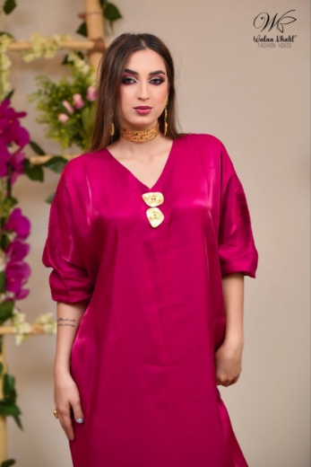 Picture of Gold and Fushia Daraa, soft fabric 