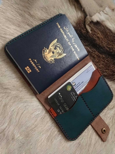 Picture of Passport & Card holder