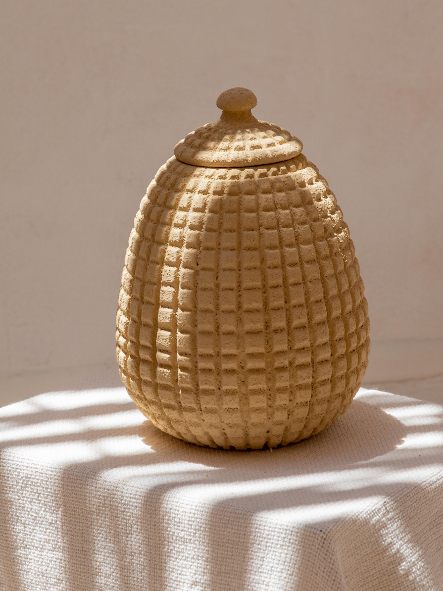 Picture of Urchin vase  ochre 