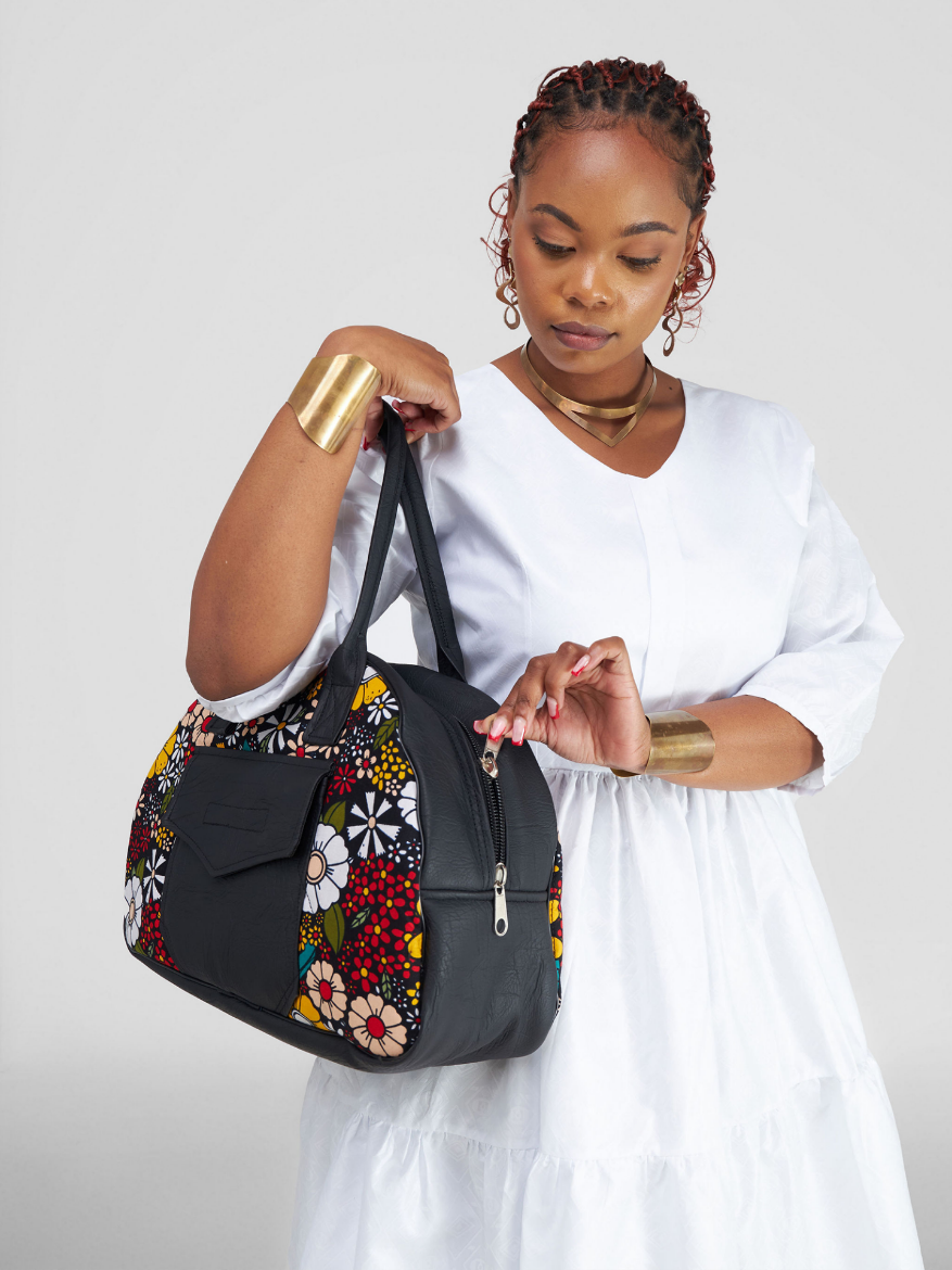 Picture of TRIBAL HAND BAG FLORAL