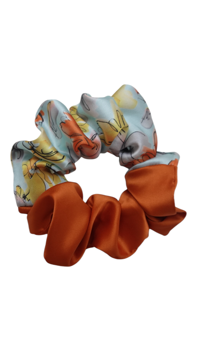 Picture of L size silk scrunchie