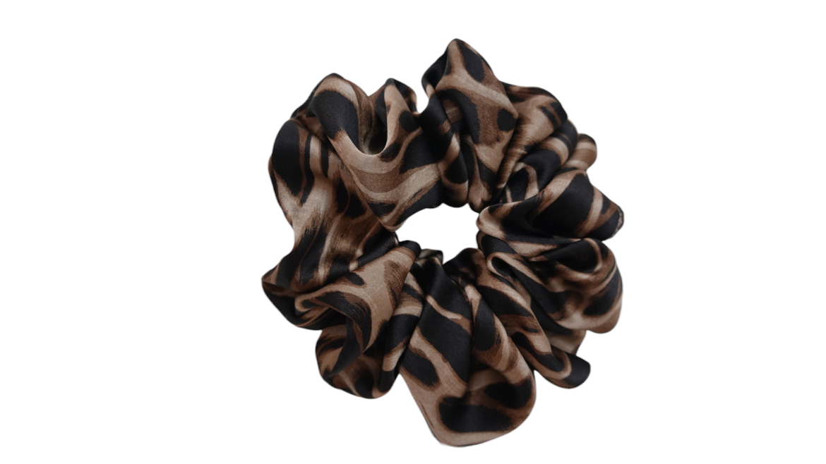 Picture of L size silk scrunchie