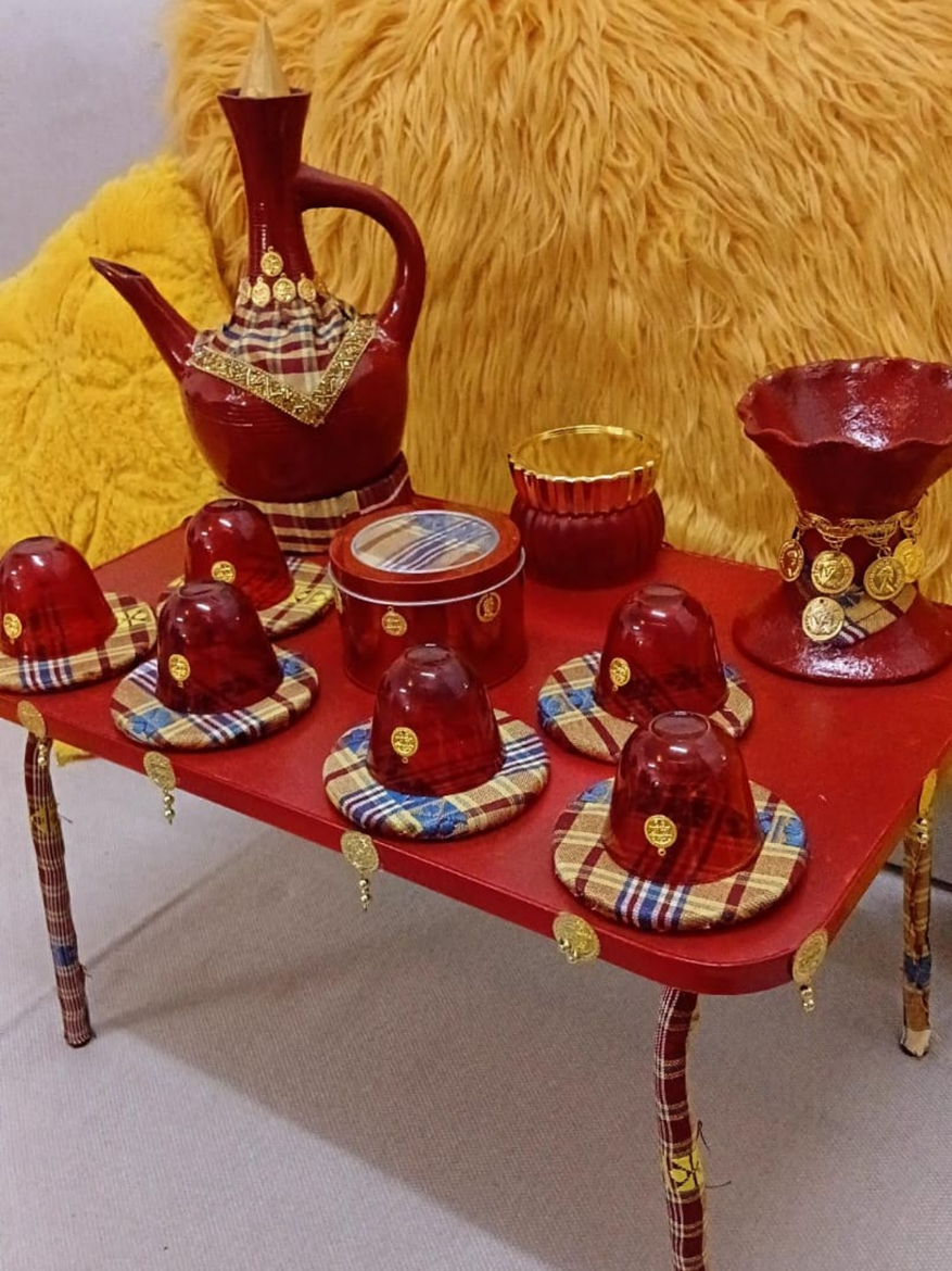 Picture of Red Coffee Set