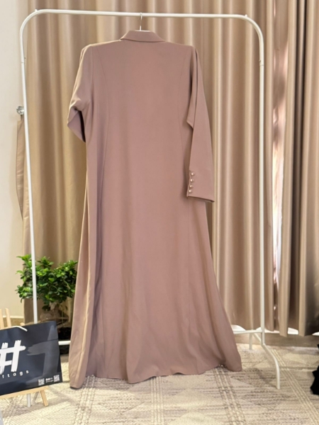 عرض تفاصيل عن: عباية رسمية باللون البيج  الصورة: عباية رسمية باللون البيج