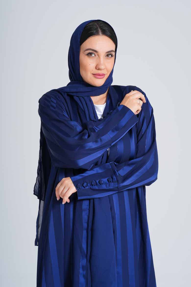 ازرق غامق 