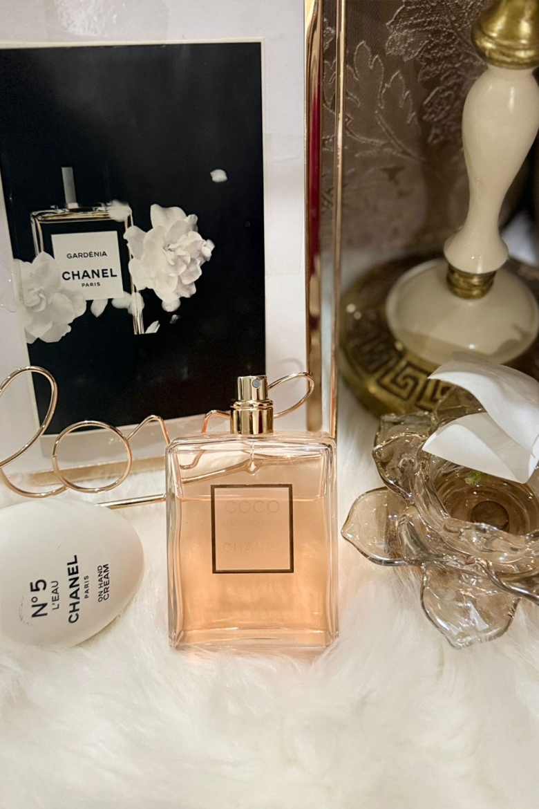 صورة كوكو مادوموزيل من شانيل (أو دي بارفيوم).