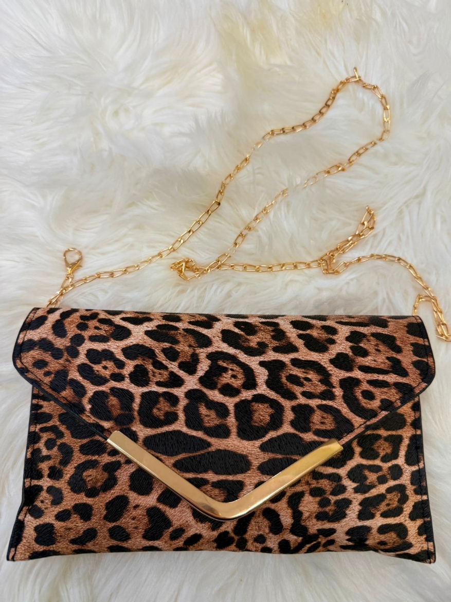 Picture of Leopard flat bag