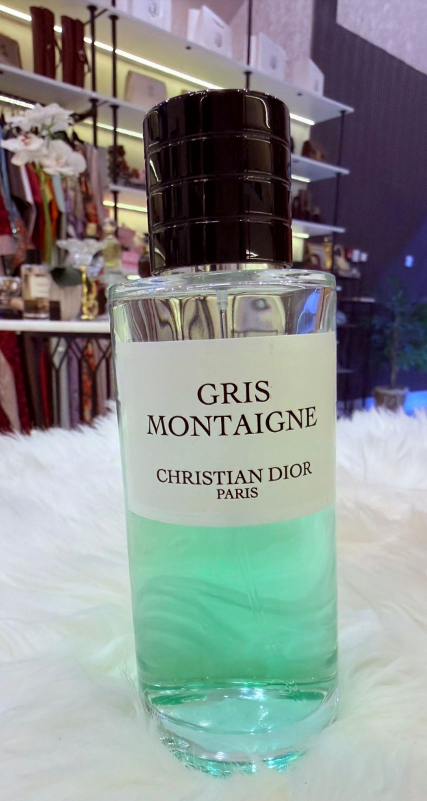 Picture of Cd perfume gris montaigne