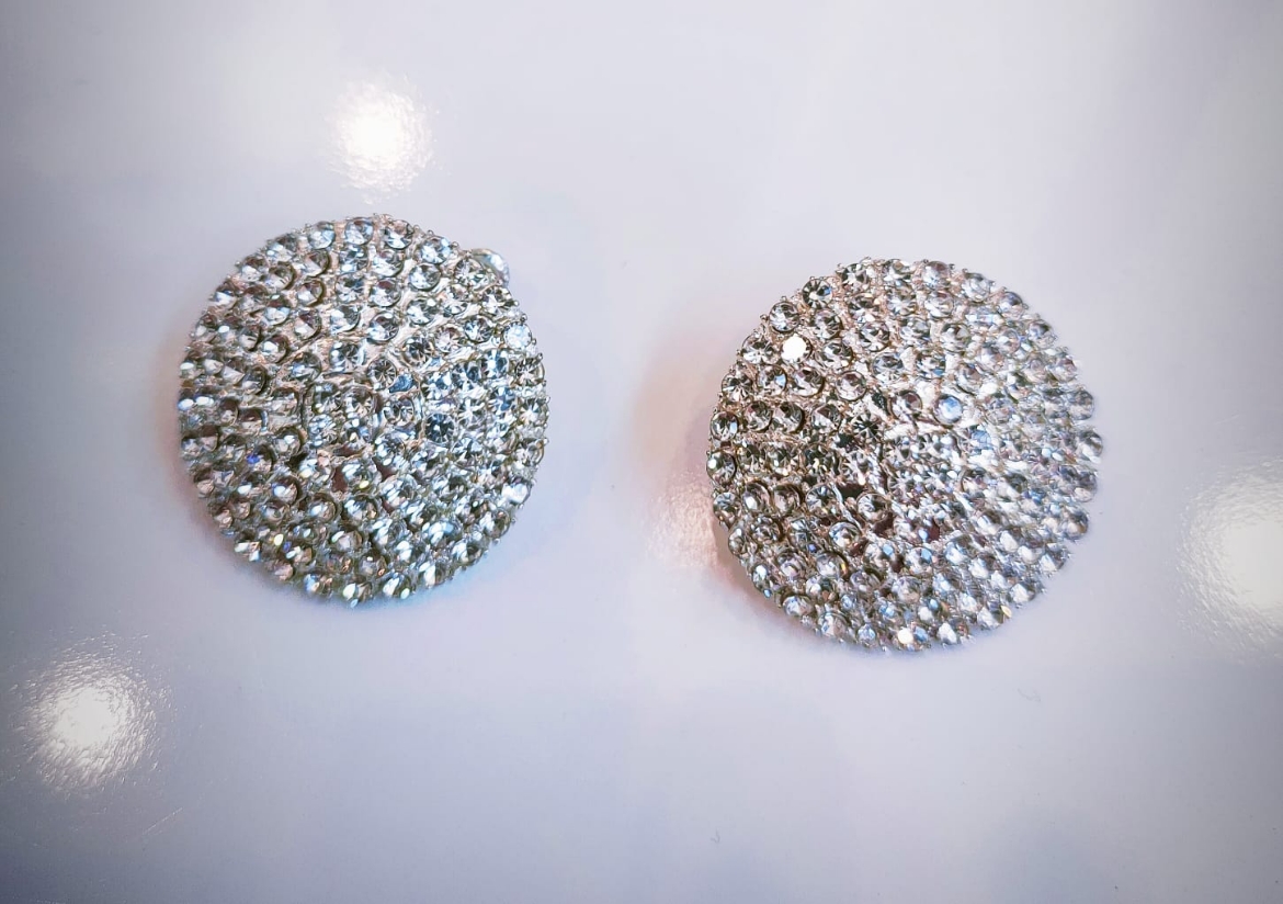 Picture of Earing classy