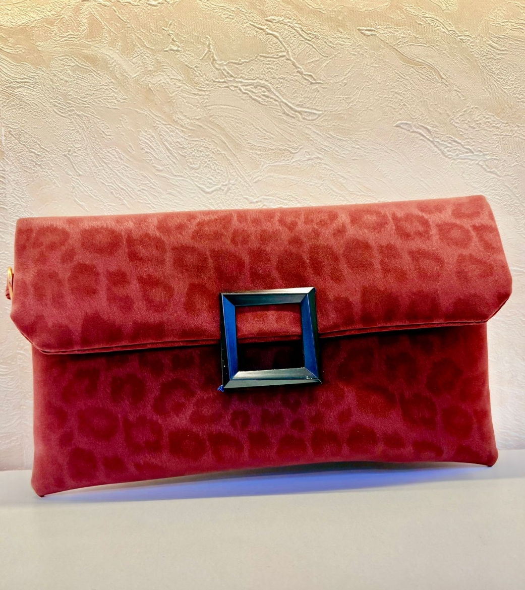 صورة LTHER WALLET FOR ALFAKHAMA